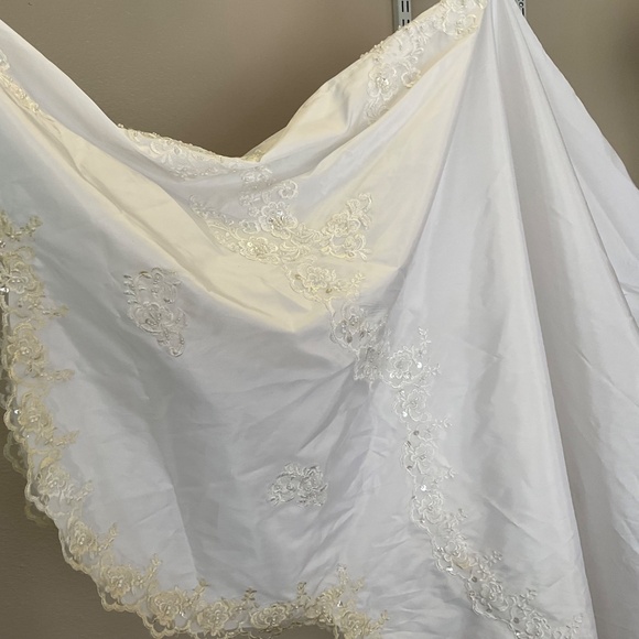 Vintage Wedding Original 90’s Wedding Dress Size 6 - Picture 5 of 12